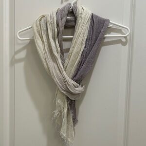 Banana Republic Cream and Gray Scarf